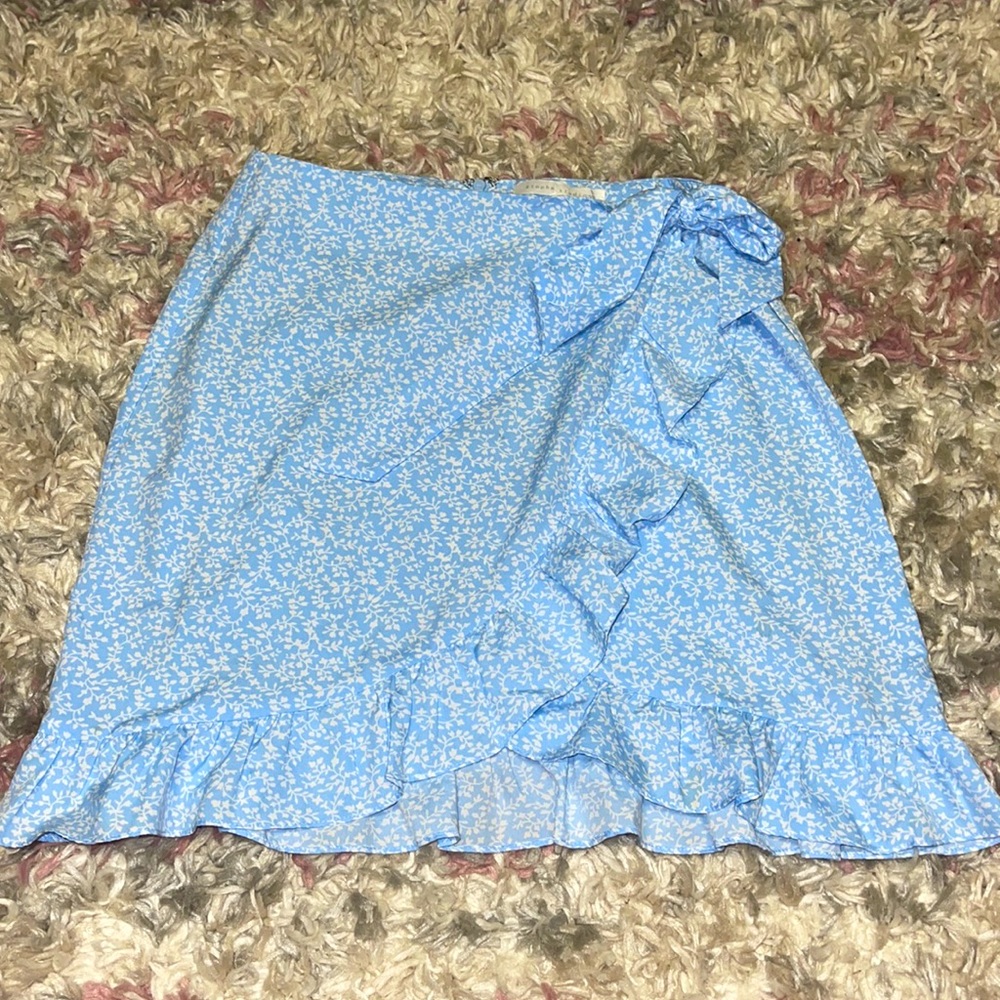 Étophe Studios. Perfect condition.